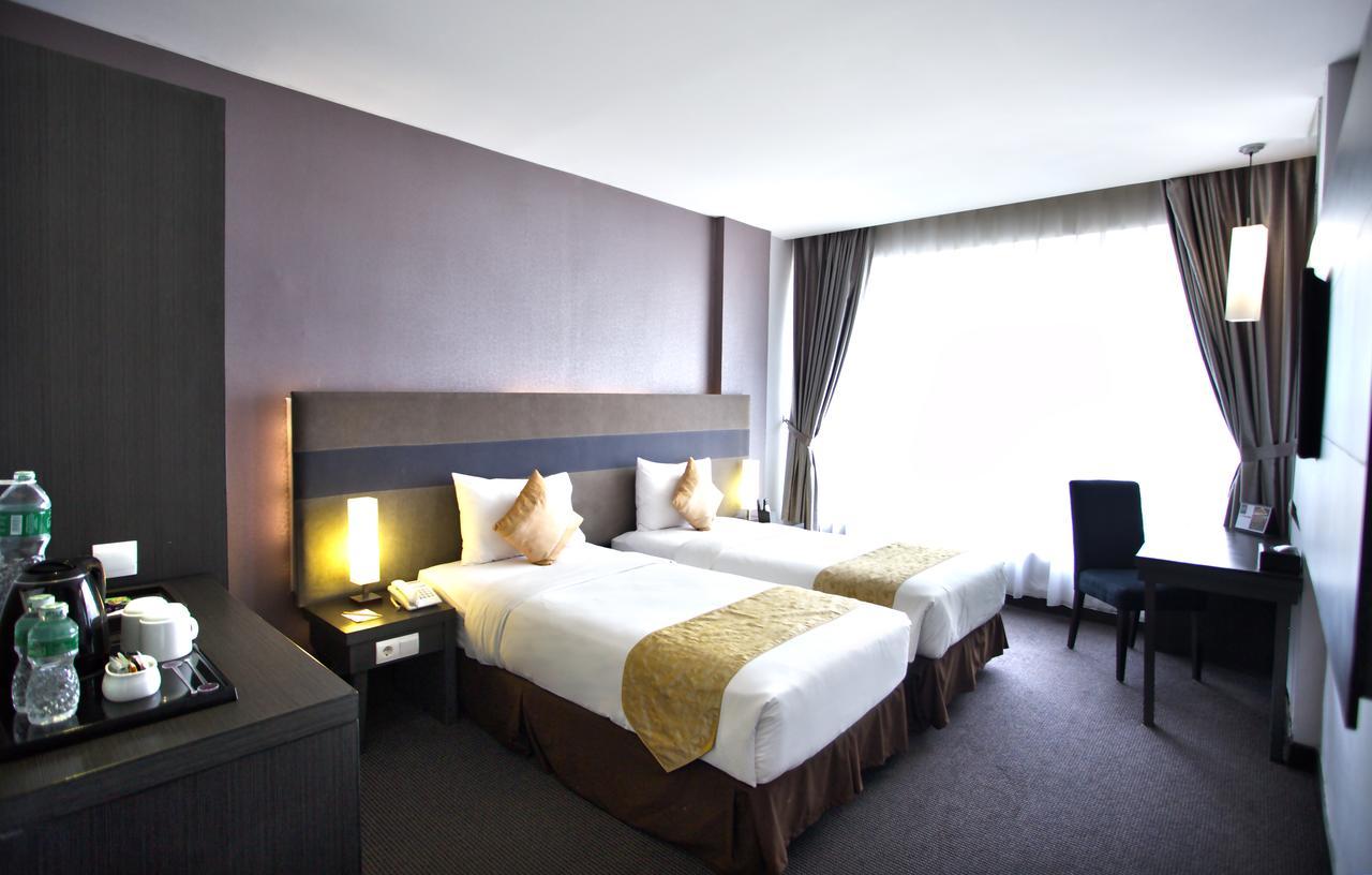 Hotel Tjokro 3*